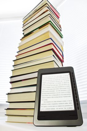 Self Publishing vs. Finding a Publisher – Which is Right for Your Book?